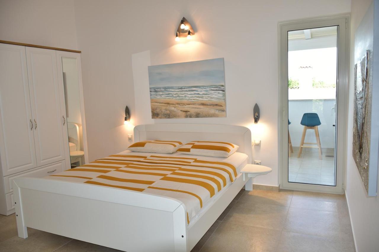 Holiday Home M&M Novigrad Istria Esterno foto