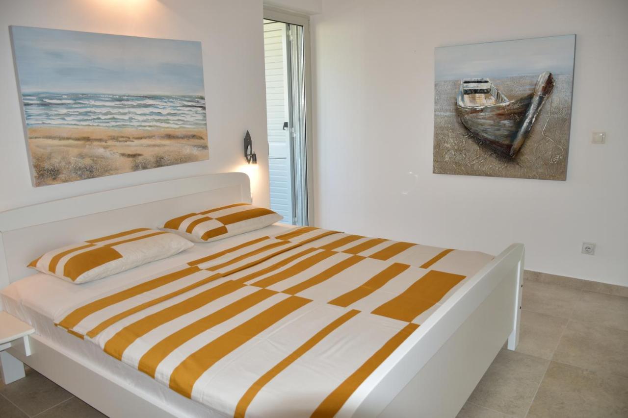 Holiday Home M&M Novigrad Istria Esterno foto