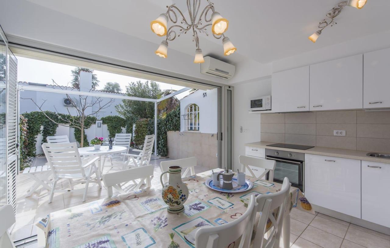 Holiday Home M&M Novigrad Istria Esterno foto