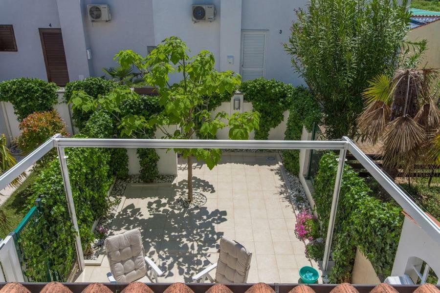 Holiday Home M&M Novigrad Istria Esterno foto